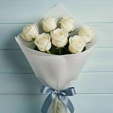 Букет 7 Белых роз Эдлесс Лав в Ленинское