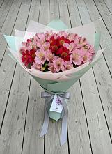 Букет цветов из:  Альстромерии в Ленинское