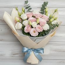 Букет цветов из:  Лизиантусы в Ленинское
