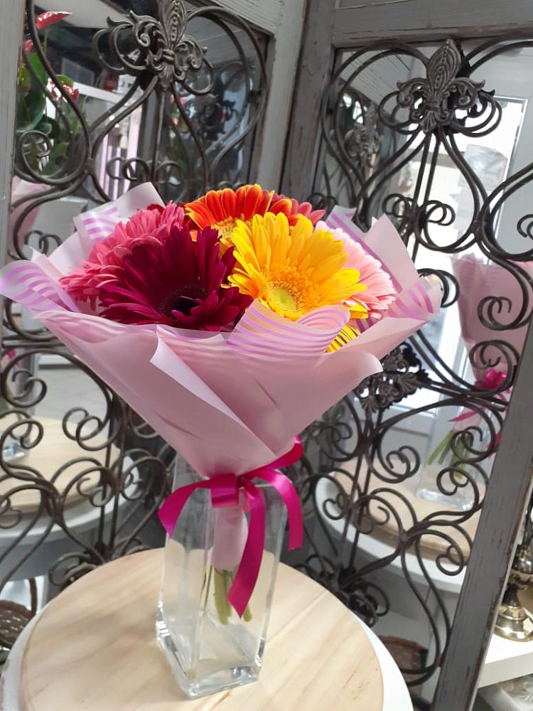 Букет цветов из: Герберы в Ленинское