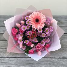 Букет цветов из:  Розы, Герберы и Хризантемы в Ленинское